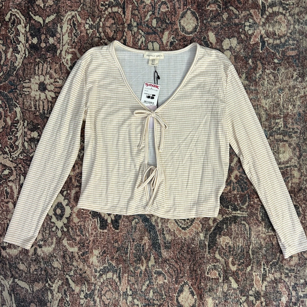 Chic Cream Tie-Front Blouse